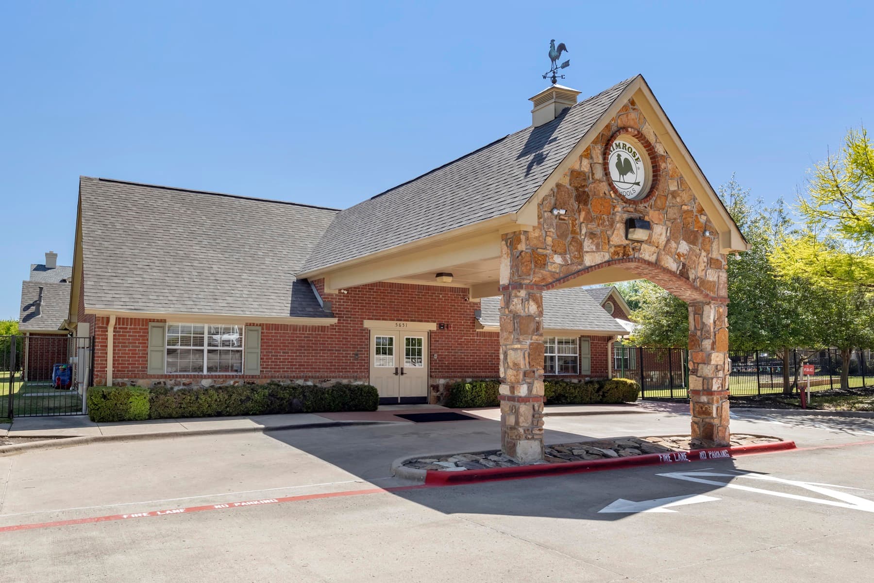 exterior of primrose stone brooke